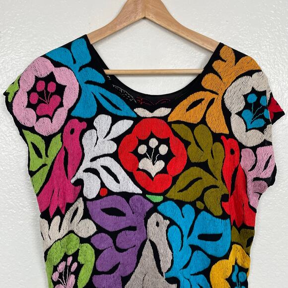 Mexican Colorful Black Hand Embroidered Jalapa Blouse Oaxacan Floral Hand Small - Picture 4 of 15